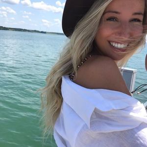 Meet your Posher, Karli